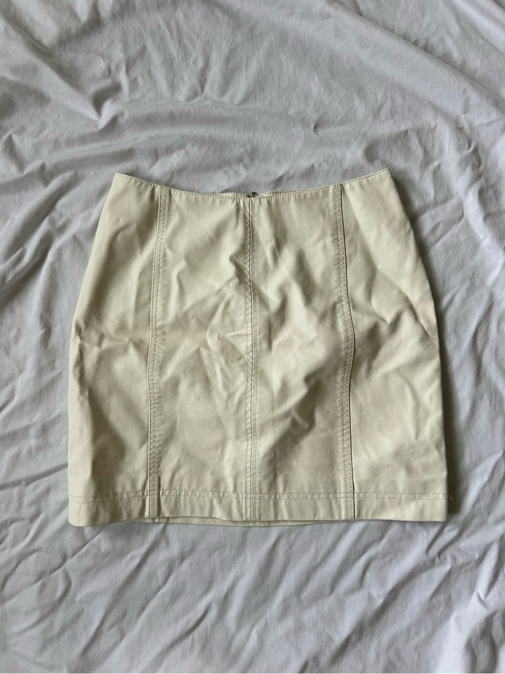 Free People Faux Leather Cream Mini Skirt, Size 0